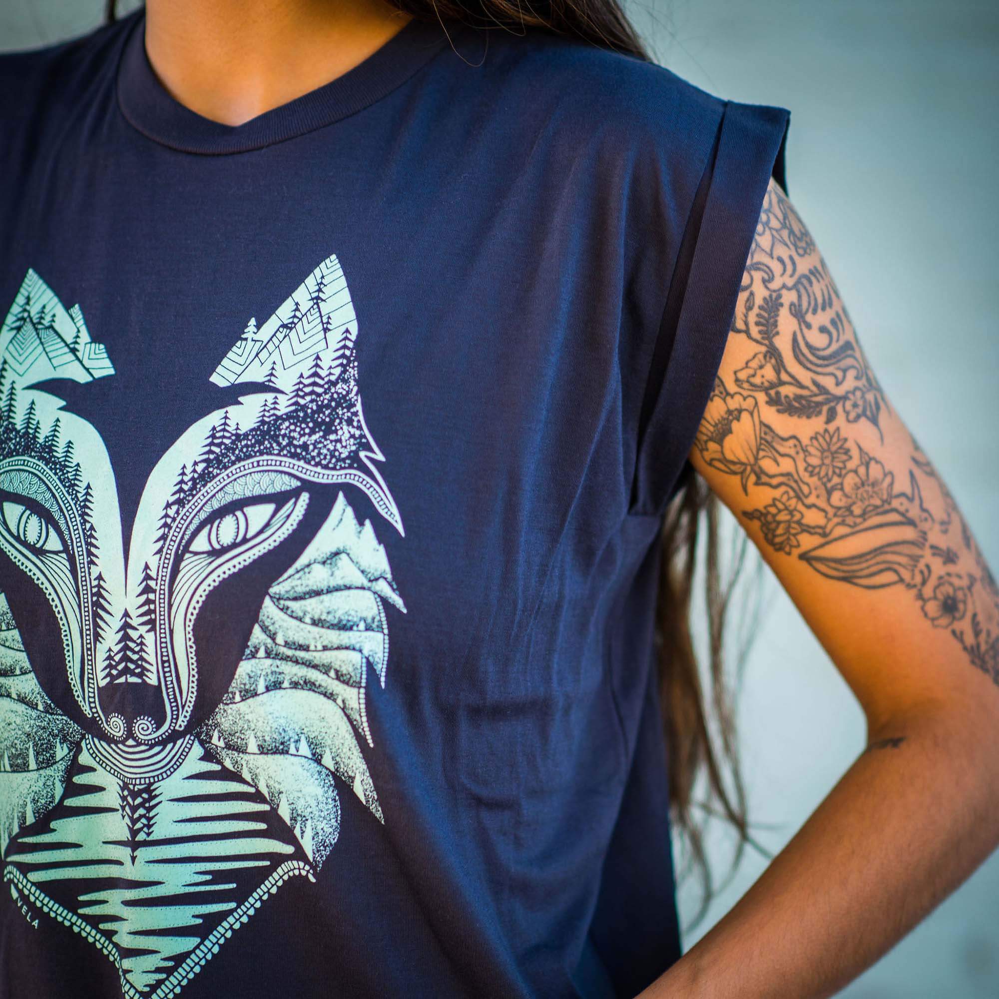 Wolf Flowy T-Shirt With Rolled Cuffs | Teal & Midnight Blue - Ketsol